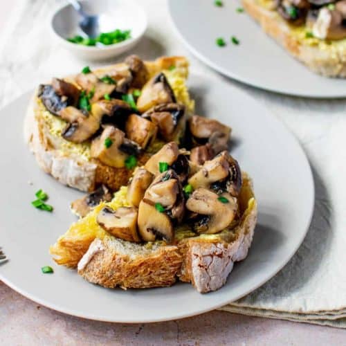 Vegan Garlic Mushrooms In 15 Minutes - Vegan Punks