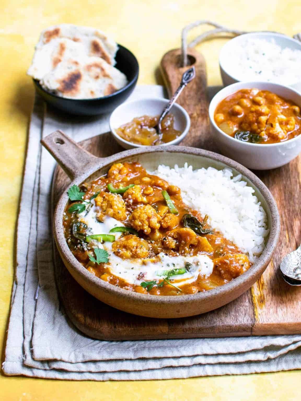 Vegan Cauliflower Curry with Madras Sauce - Vegan Punks