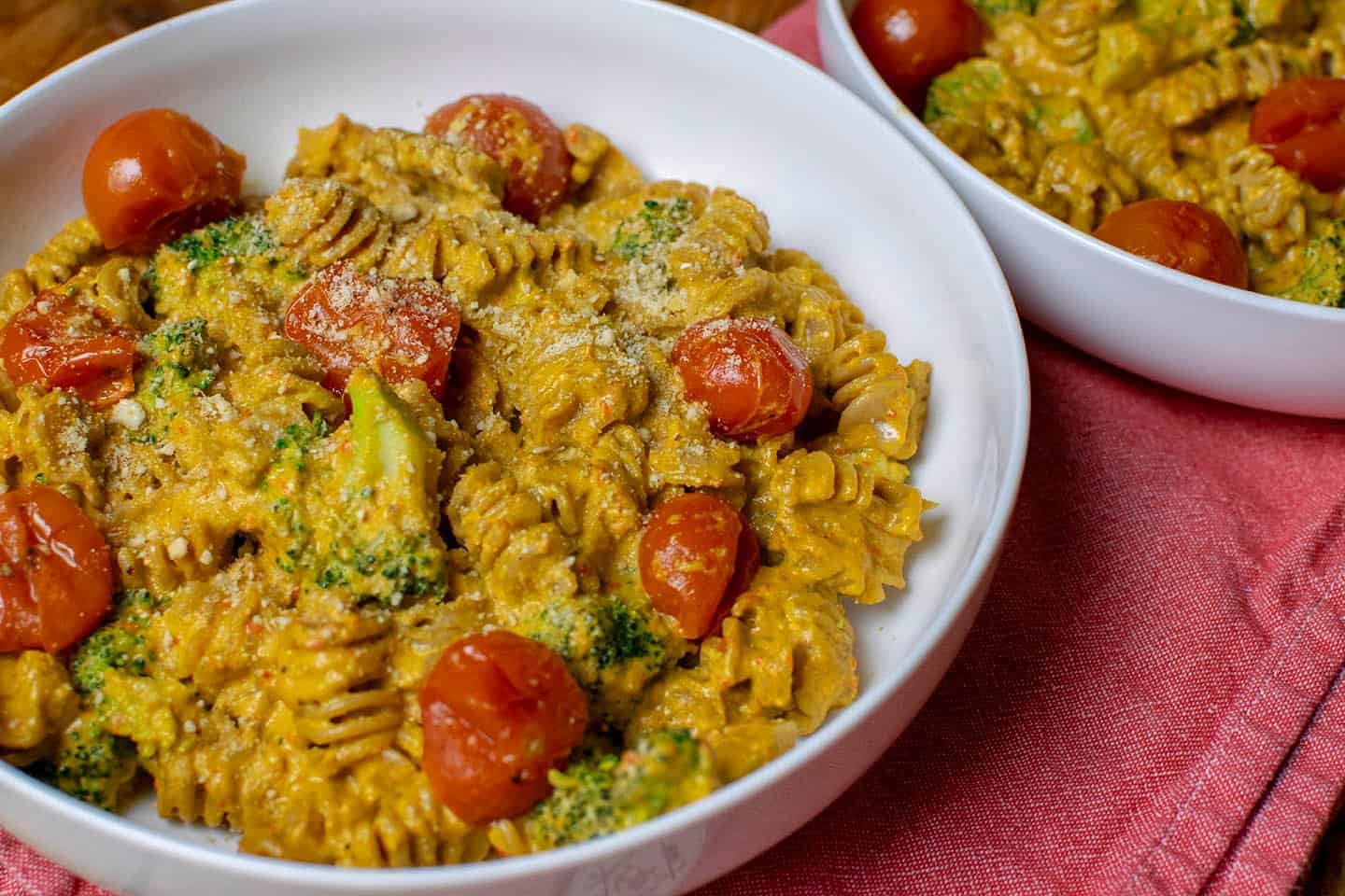 vegan red pesto pasta