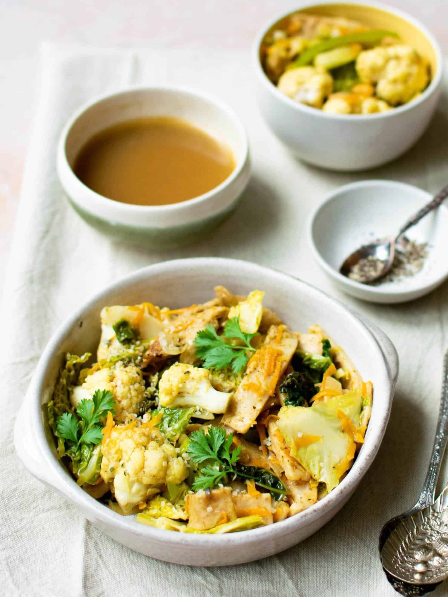 Vegan Kothu Roti with shredded cabbage and carrot - Vegan Punks