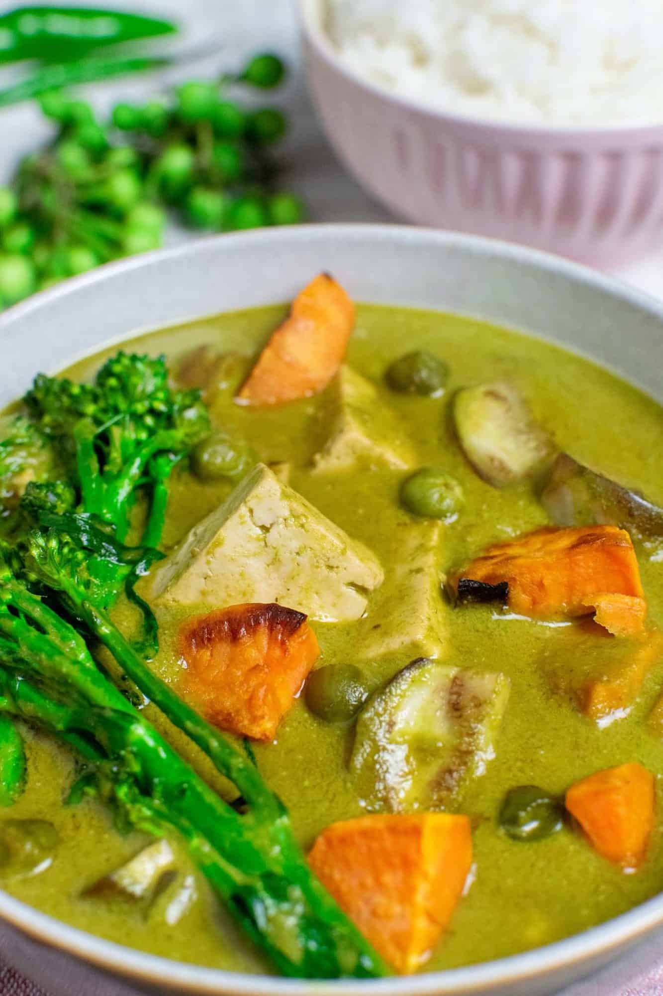 Vegan Thai Green Curry with tofu and sweet potato - Vegan Punks