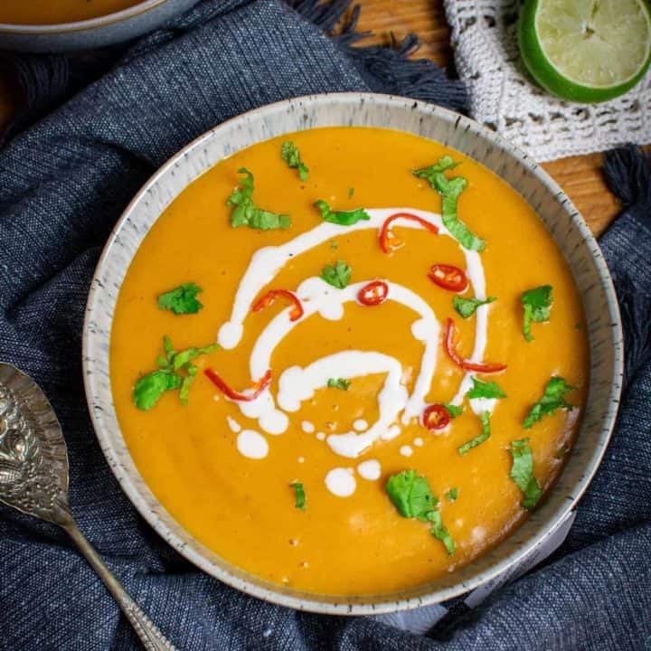 Vegan Pumpkin Soup with Thai Red Curry Paste - Vegan Punks