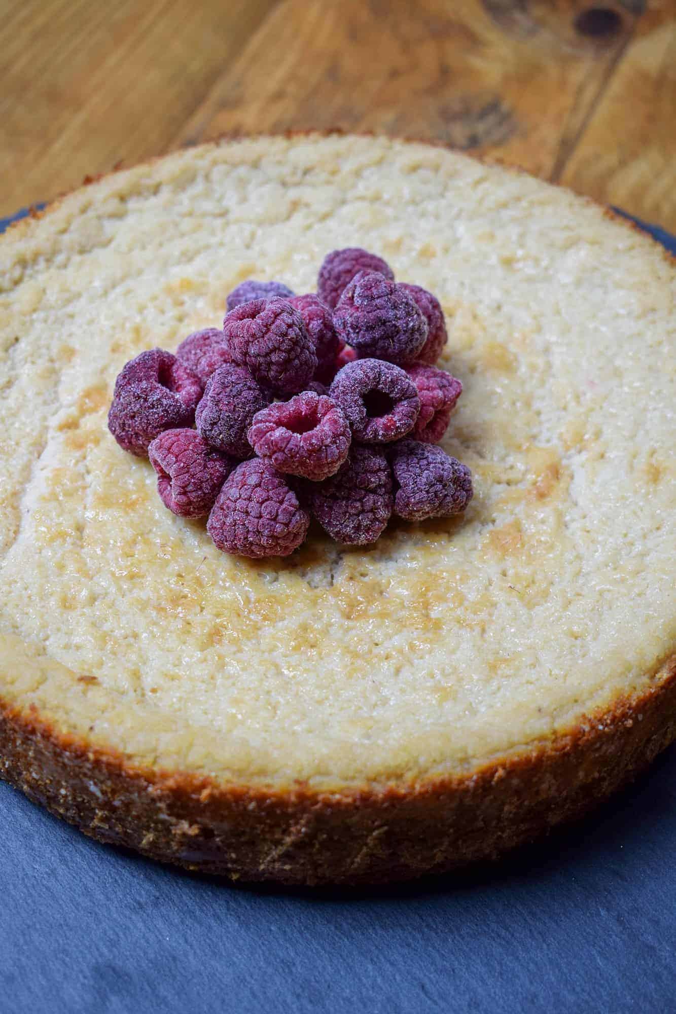 Vegan baked cheesecake