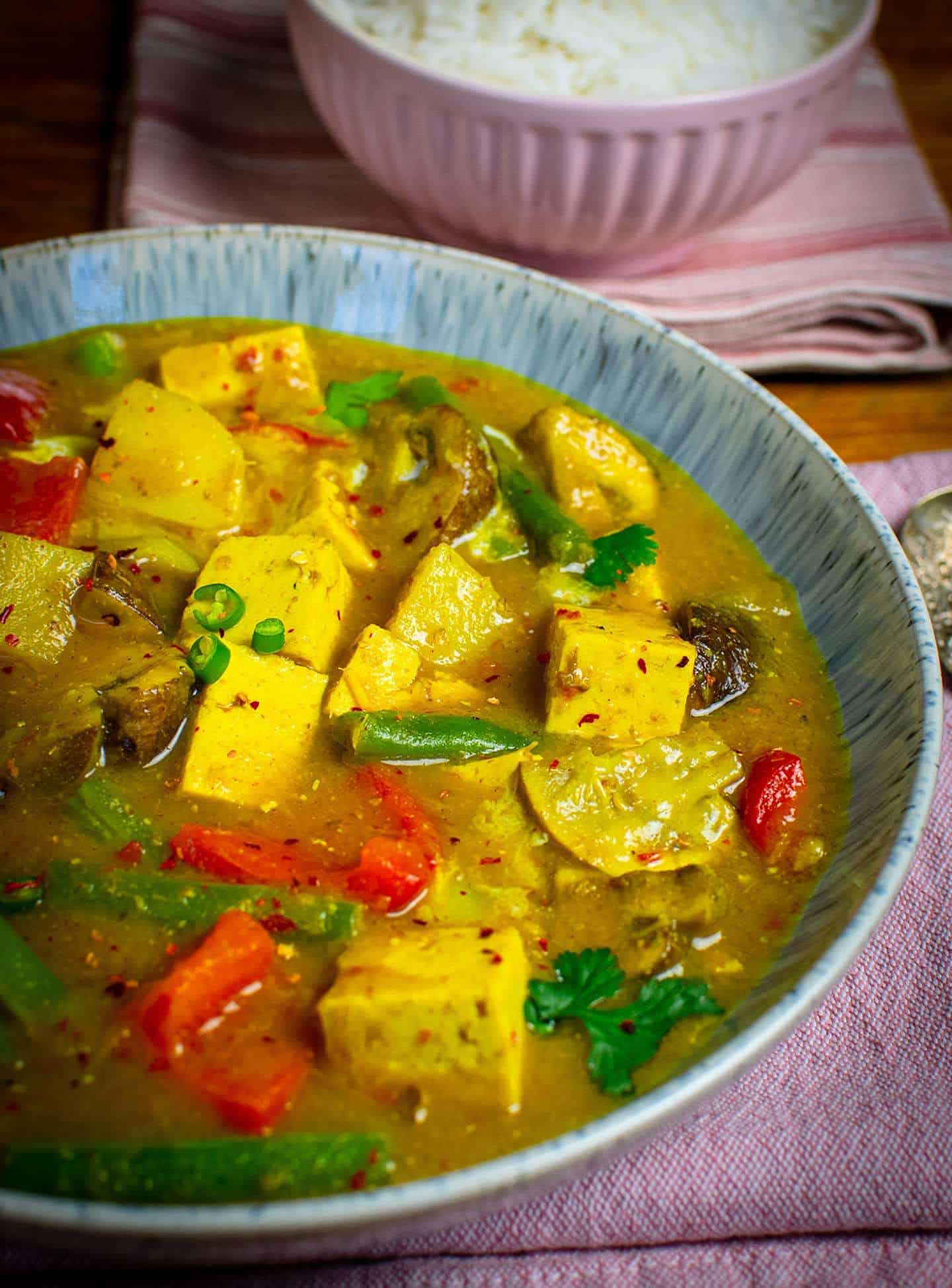 Tofu Yellow Curry with Homemade Yellow Curry Paste - Vegan Punks