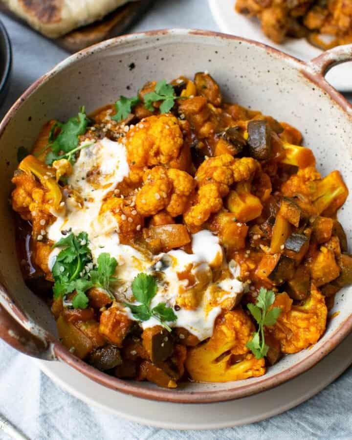 Roasted Aubergine and Cauliflower Curry (Easy) Vegan Punks