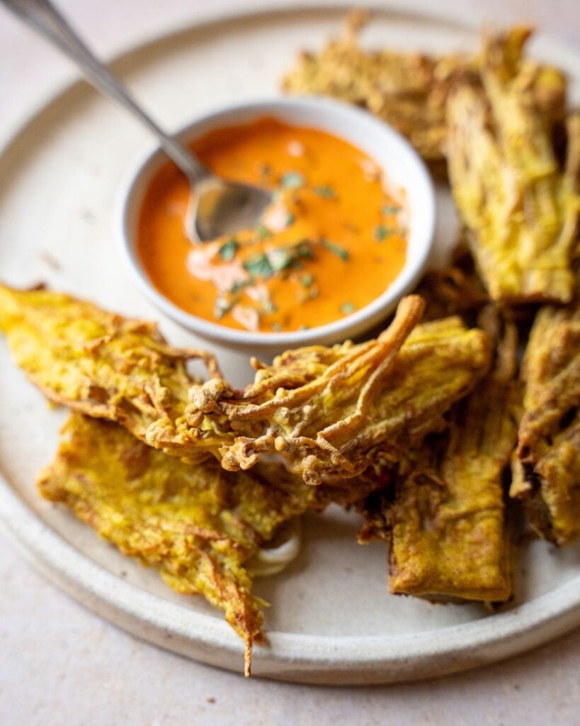 Crispy Fried Enoki Mushrooms with Spicy Dipping Sauce - Vegan Punks