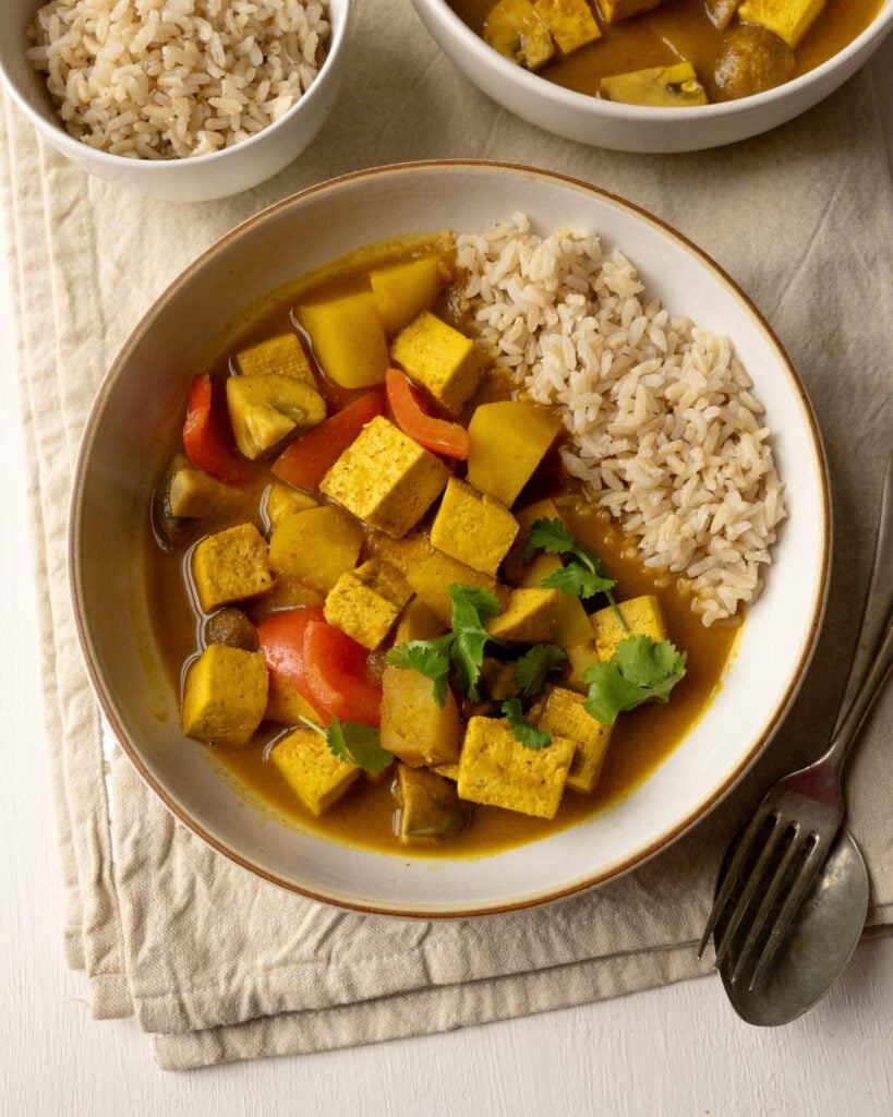 Easy Thai Yellow Curry with Tofu, Potatoes & Veg - Vegan Punks